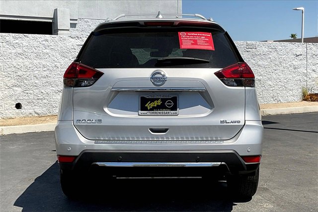 Certified 2019 Nissan Rogue SL w/ Premium Package image 3