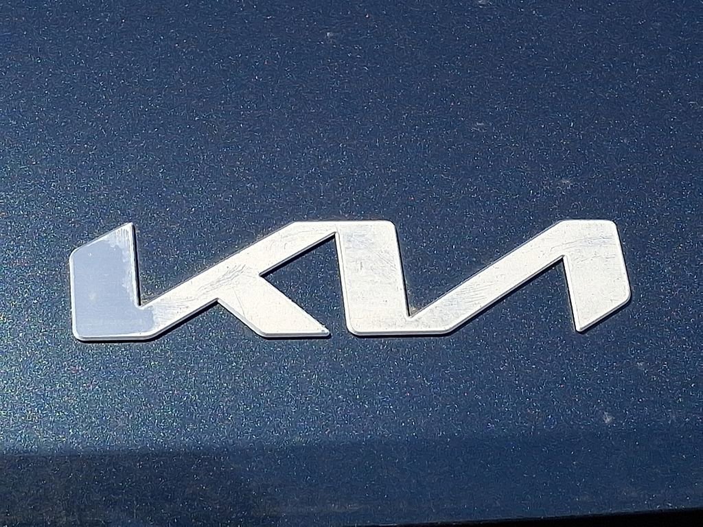 Used 2022 Kia Carnival SX Prestige FWD image 32