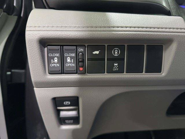 Used 2023 Honda Odyssey EX-L image 28