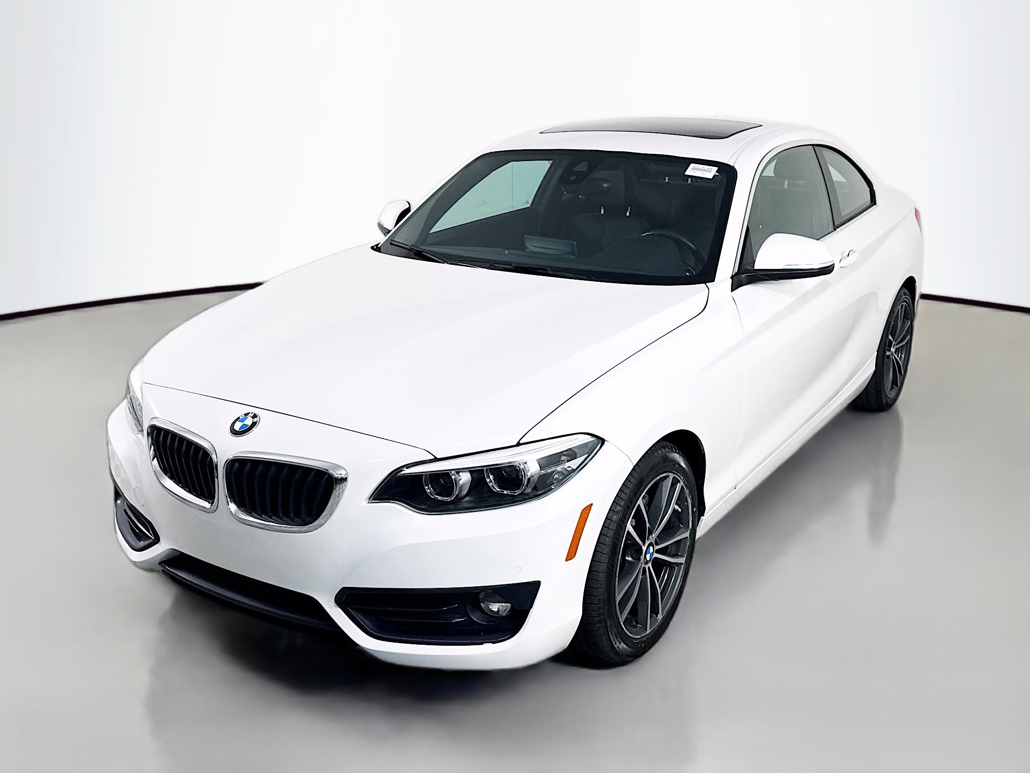 Used 2019 BMW 230i Coupe w/ Premium Package image 4