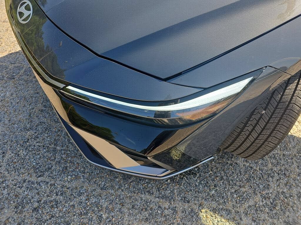 New 2026 Hyundai Elantra N Line FWD image 3