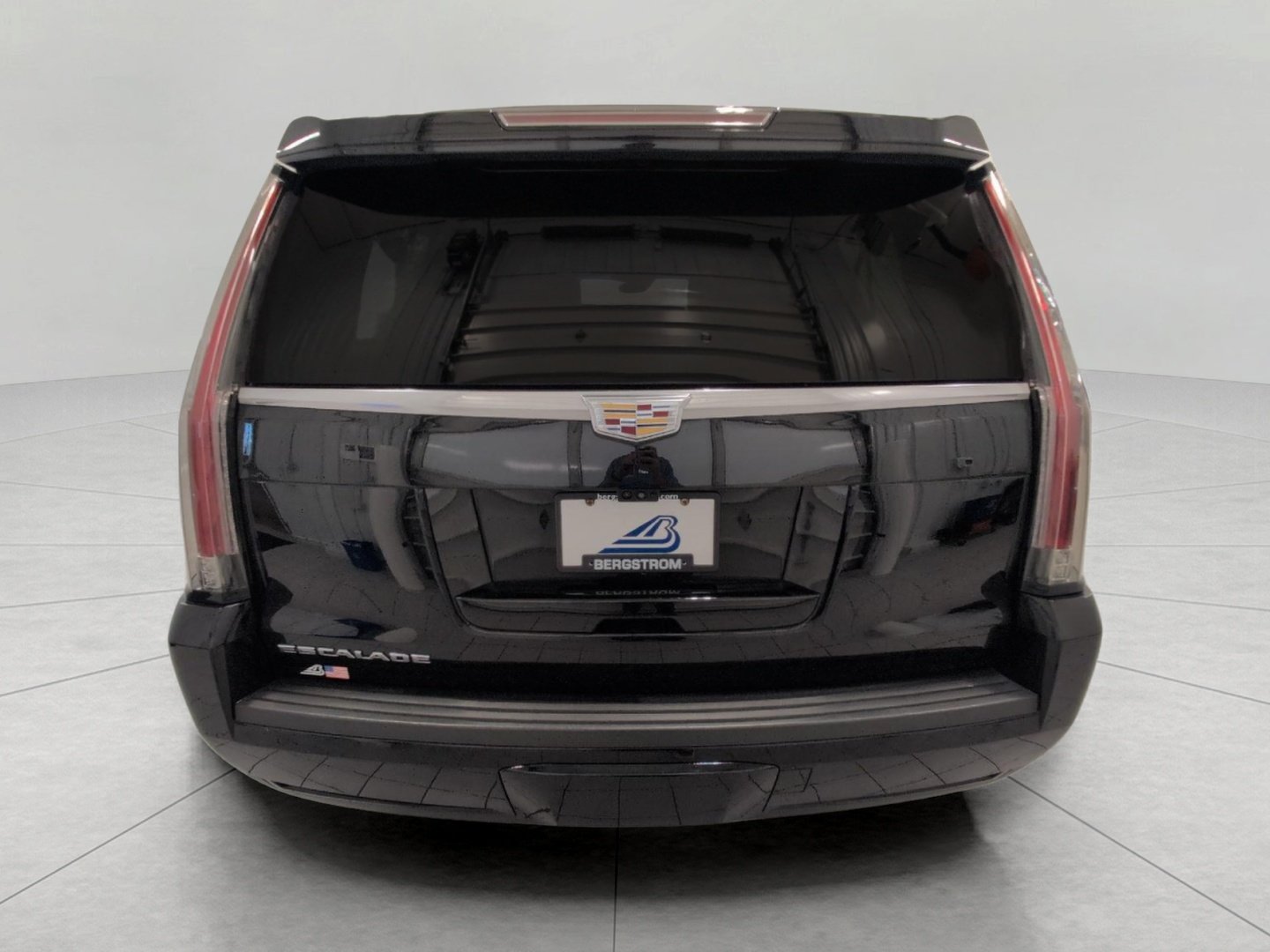 Used 2019 Cadillac Escalade ESV Platinum AWD/4WD image 28