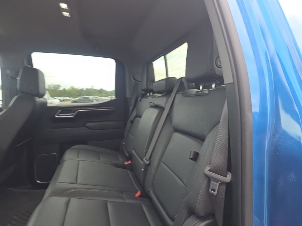 Used 2022 Chevrolet Silverado 1500 LTZ w/ Technology Package AWD/4WD image 48