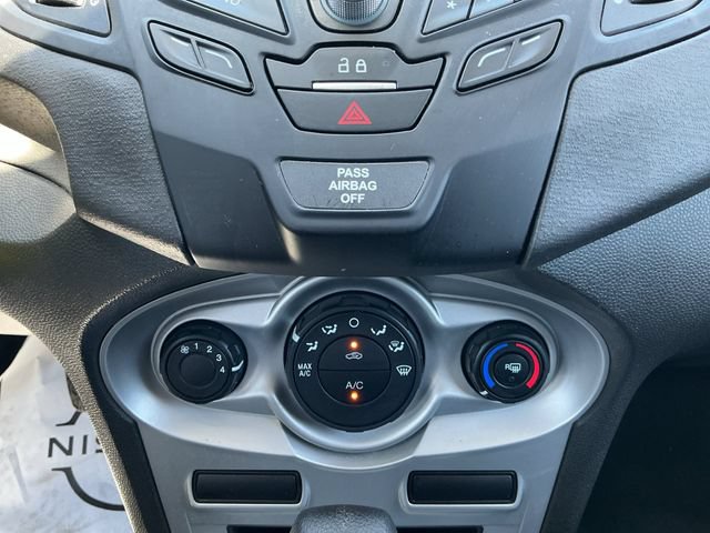 Used 2019 Ford Fiesta SE FWD image 17