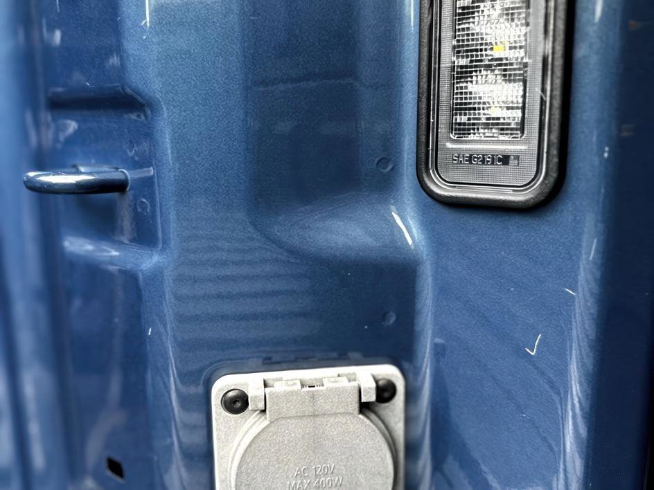 Used 2024 GMC Sierra 1500 SLT image 10