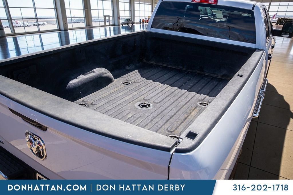 Used 2024 RAM 3500 Big Horn AWD/4WD image 37