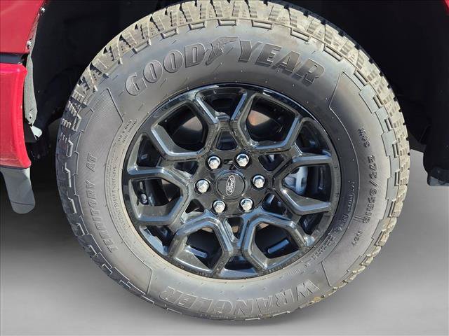 Used 2025 Ford F150 XLT w/ Equipment Group 302A MID AWD/4WD image 10