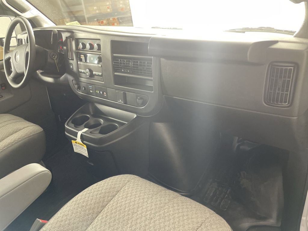 New 2025 GMC Savana 2500 w/ Driver Convenience Package image 26