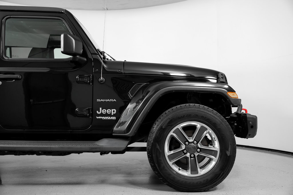 Used 2021 Jeep Wrangler Unlimited Sahara AWD/4WD image 4