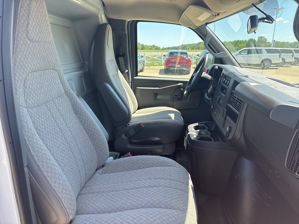 New 2025 Chevrolet Express 2500 w/ Driver Convenience Package RWD image 2