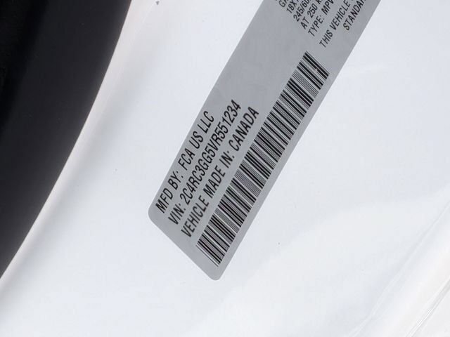 New 2027 Chrysler Pacifica Limited w/ Family Tech Group AWD/4WD image 37