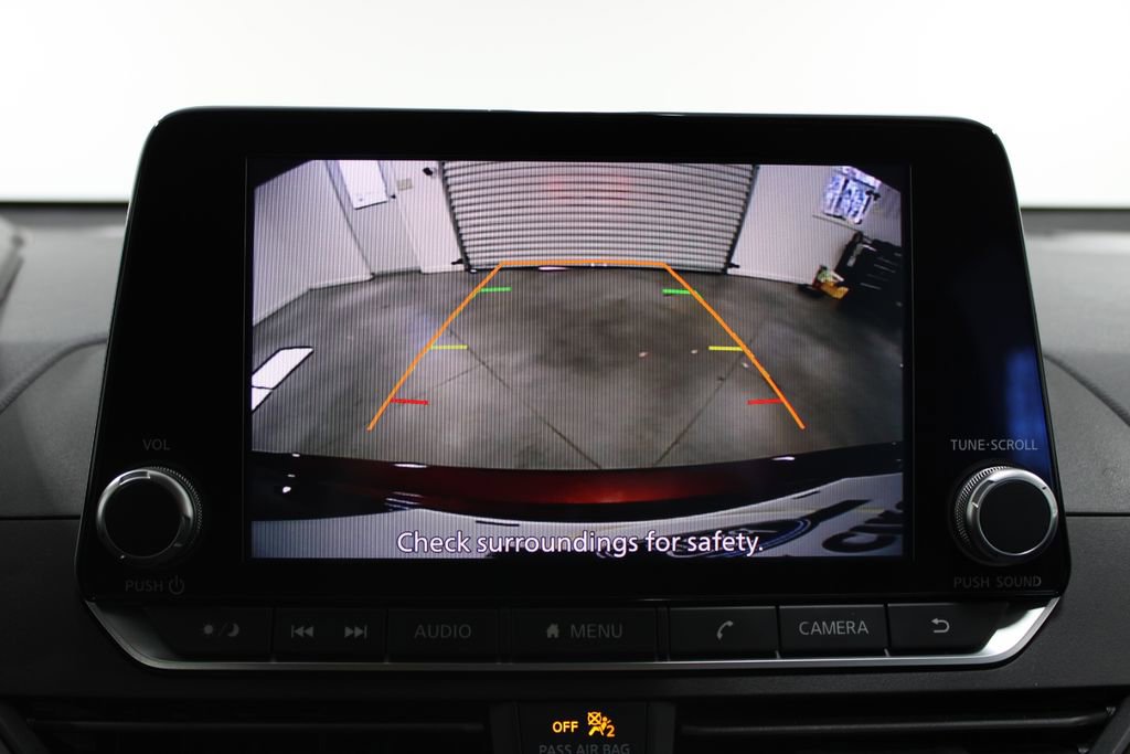 Used 2024 Nissan Altima 2.5 SV image 39