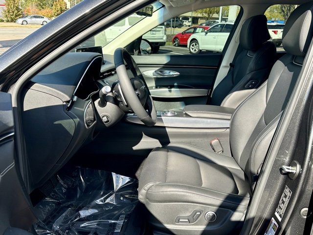 Used 2024 Genesis GV70 2.5T w/ Select Package image 13