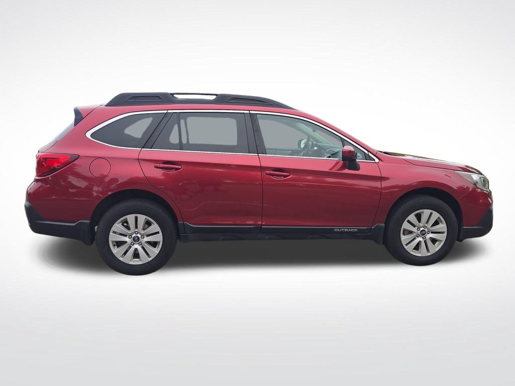 Used 2019 Subaru Outback 2.5i Premium AWD/4WD image 7