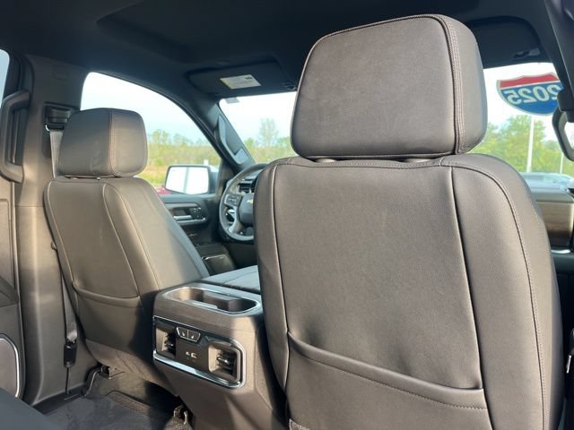 Used 2025 Chevrolet Silverado 1500 High Country AWD/4WD image 52
