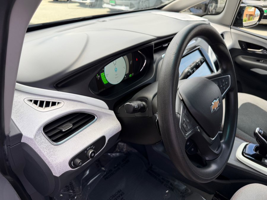 Used 2021 Chevrolet Bolt LT image 11
