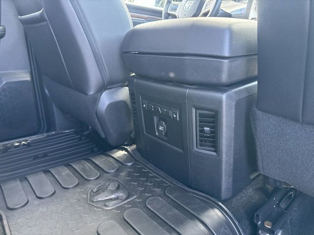 Used 2016 RAM 1500 Laramie w/ Convenience Group AWD/4WD image 14