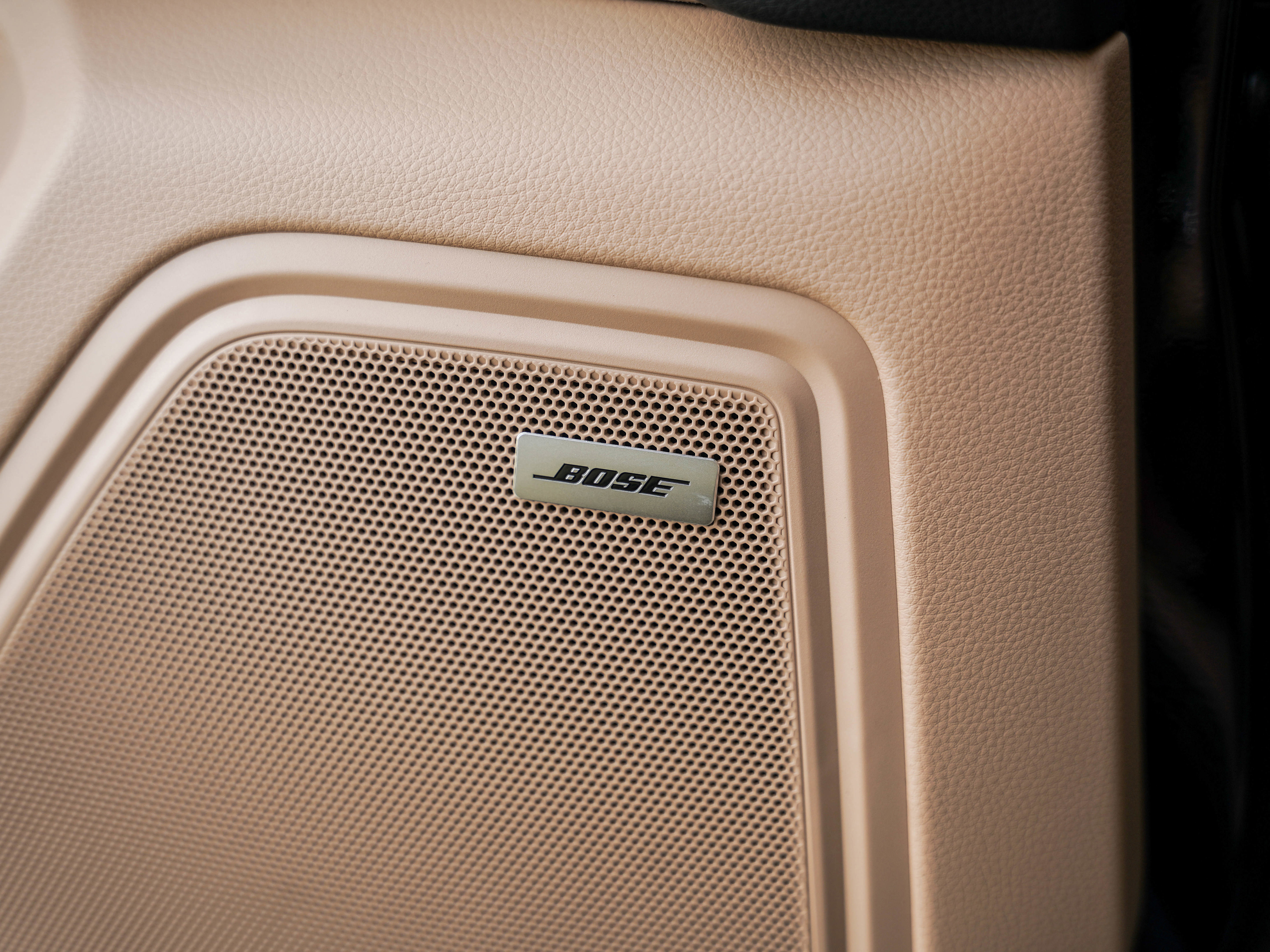 New 2026 Porsche Macan image 19