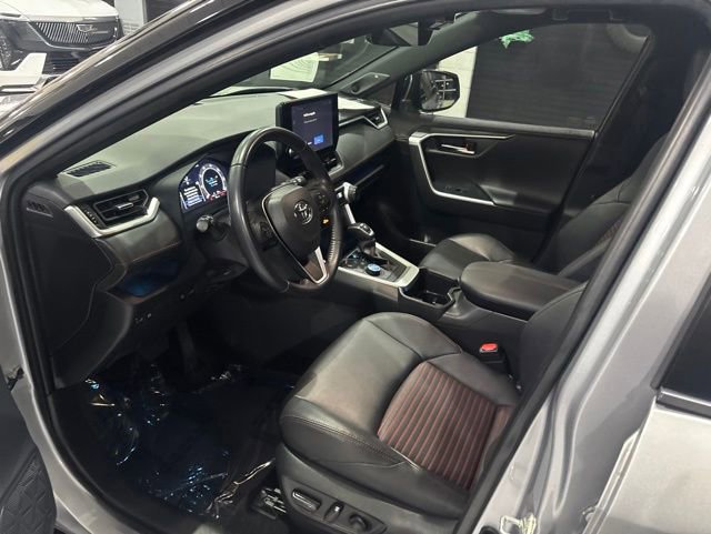 Used 2023 Toyota RAV4 XSE AWD/4WD image 10