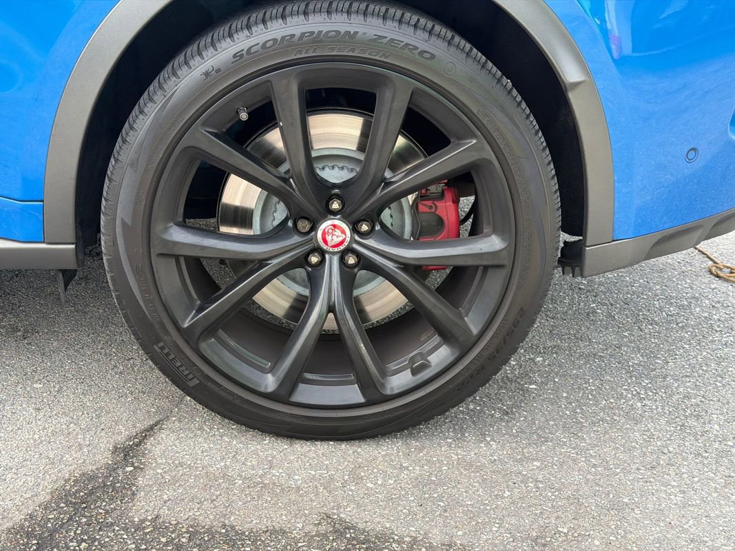 Used 2020 Jaguar F-PACE SVR AWD/4WD image 13