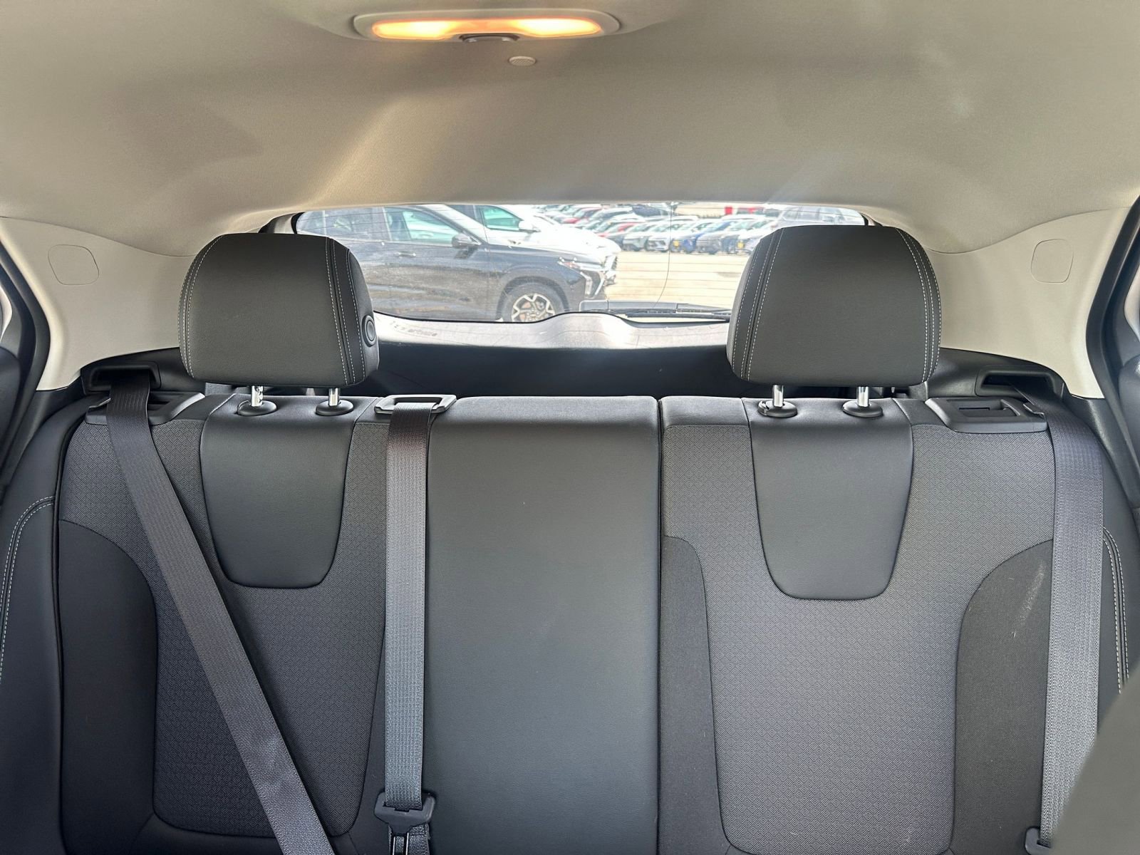 Used 2025 Buick Encore GX Preferred image 37