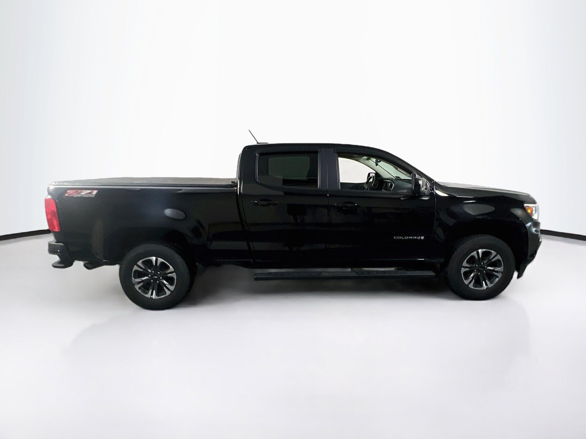 Used 2021 Chevrolet Colorado Z71 AWD/4WD image 4