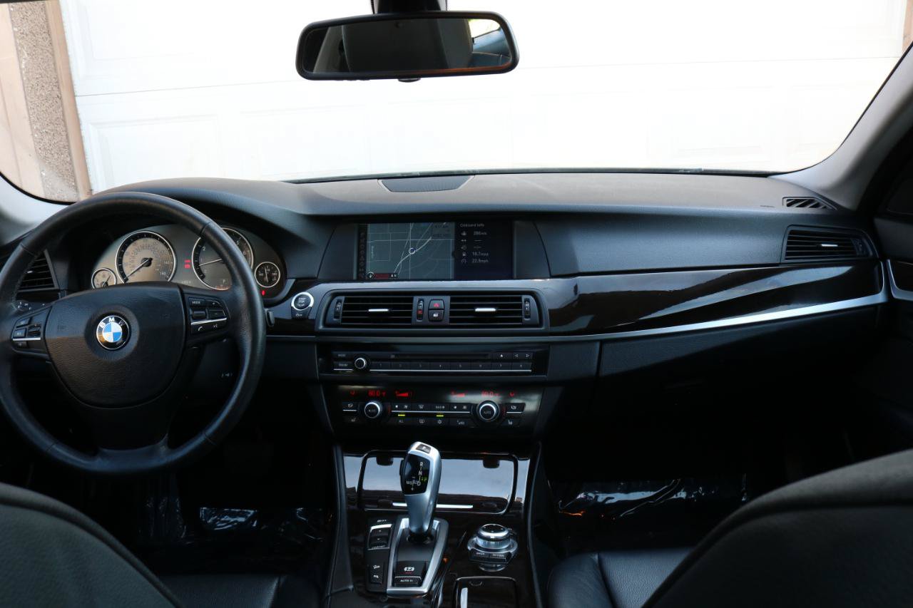 Used 2012 BMW 535i xDrive Sedan AWD/4WD image 35