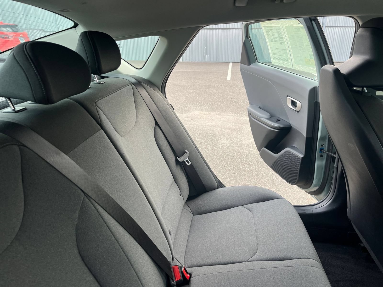 Used 2025 Kia K4 FWD image 36