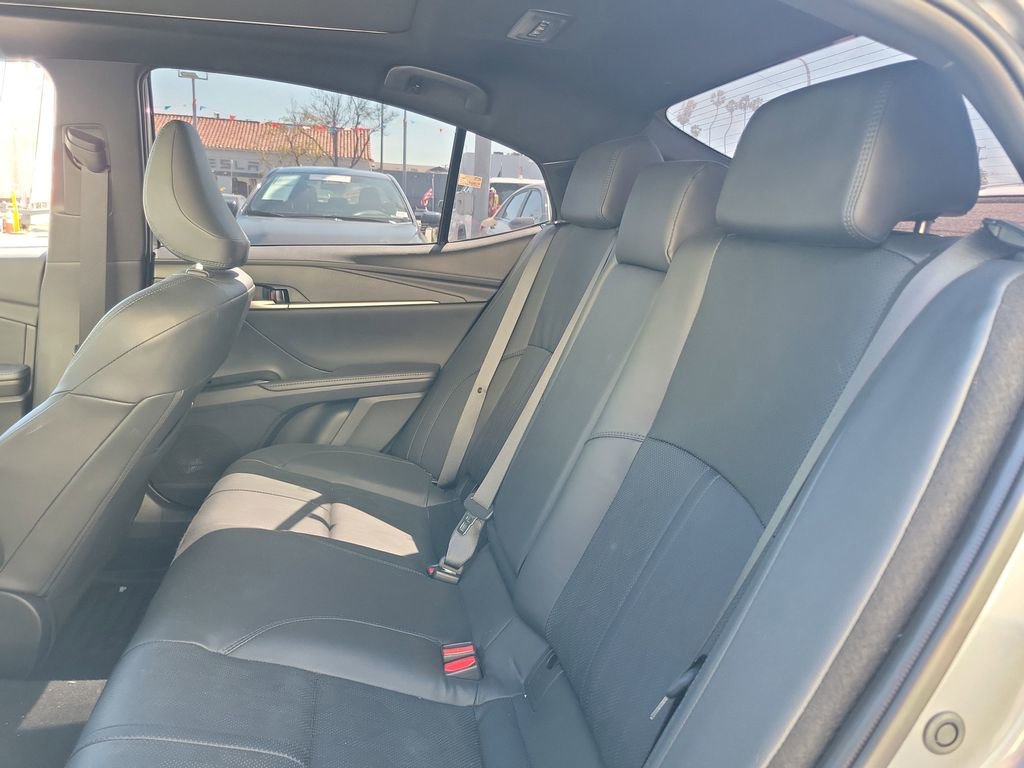 Used 2025 Toyota Camry XSE image 12