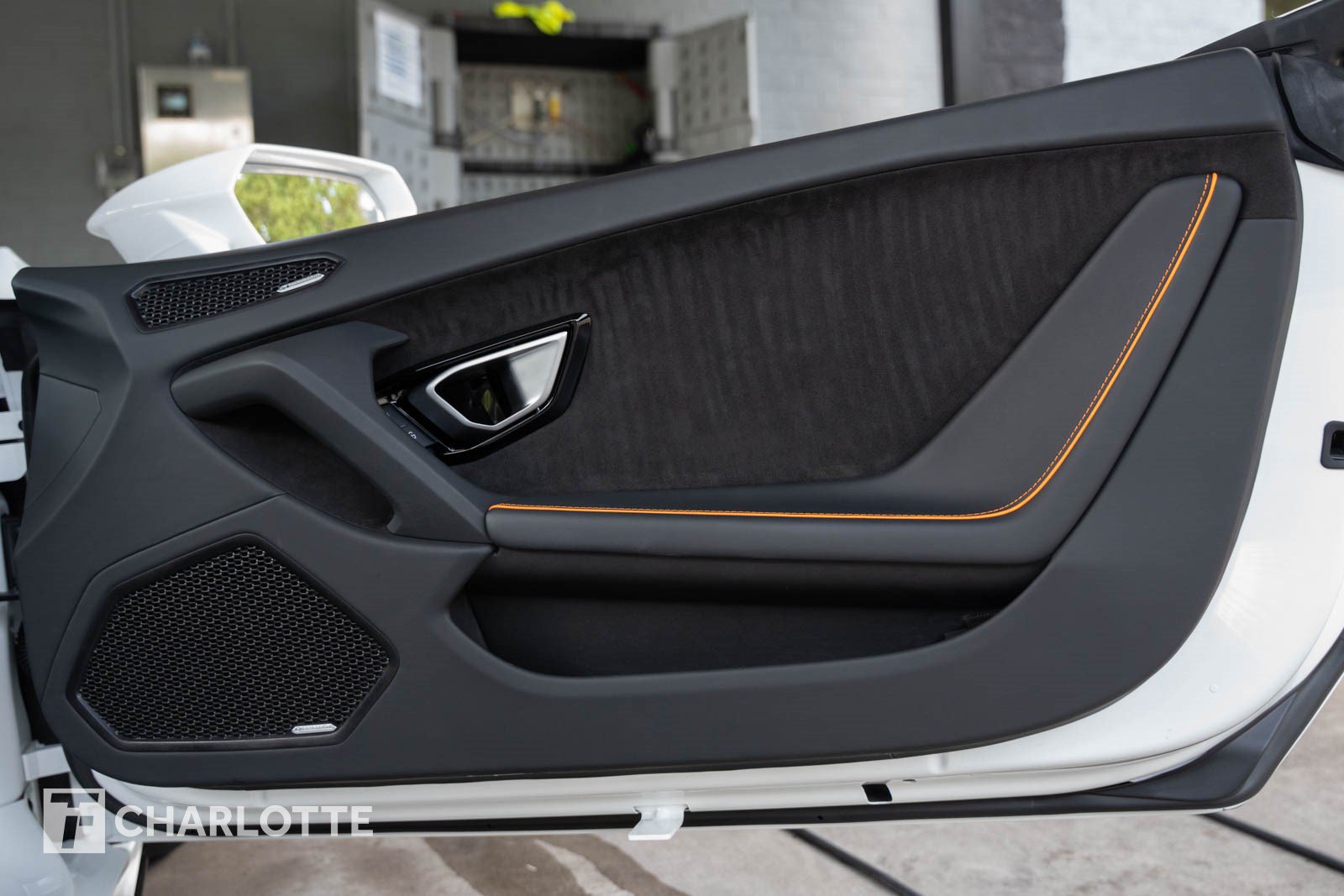 Used 2024 Lamborghini Huracan EVO AWD/4WD image 34