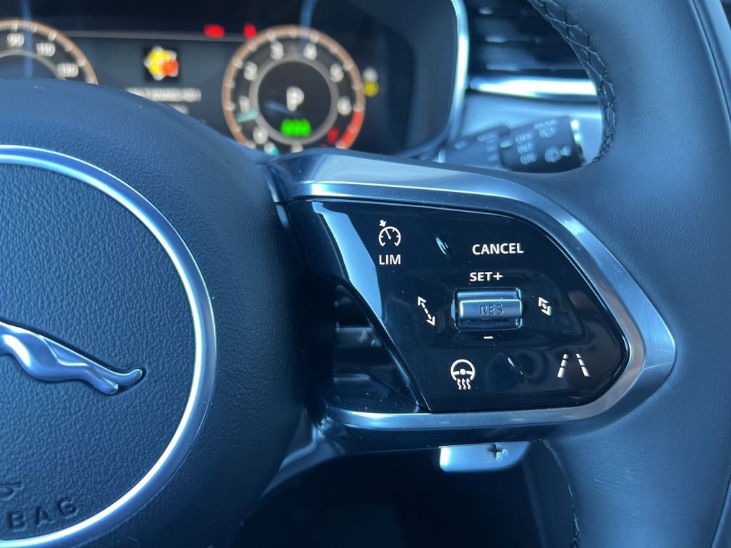 New 2025 Jaguar F-PACE R-Dynamic S image 20