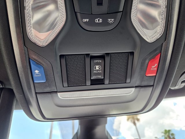 Used 2024 RAM 1500 Big Horn RWD image 33