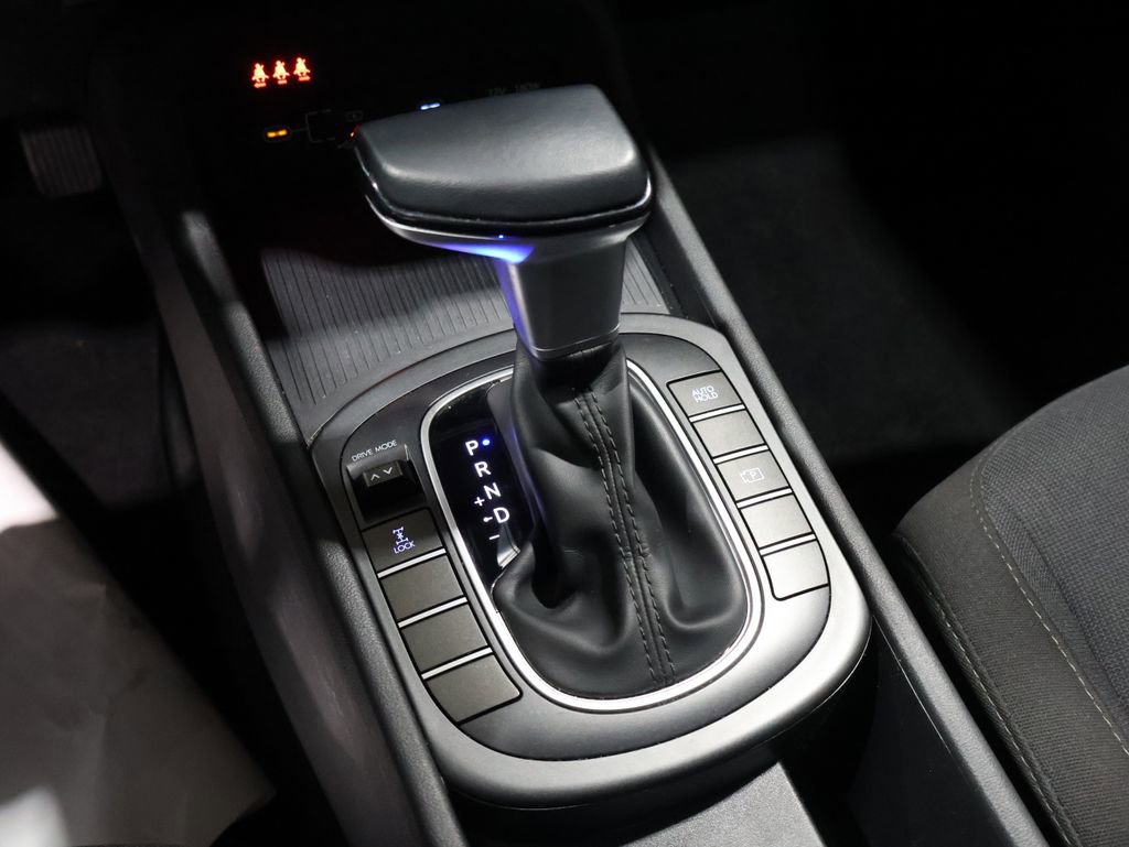 Used 2025 Hyundai Kona SEL image 32