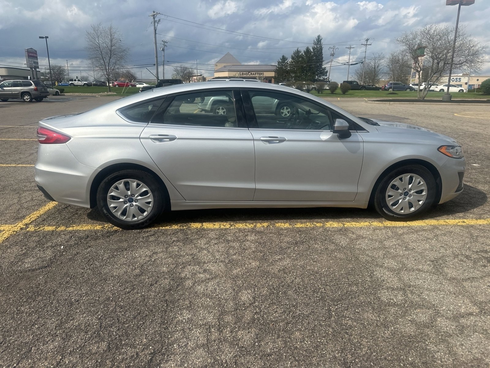 Used 2019 Ford Fusion S image 12