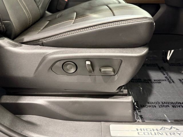 Used 2025 Chevrolet Silverado 1500 High Country w/ High Country Premium Package image 21