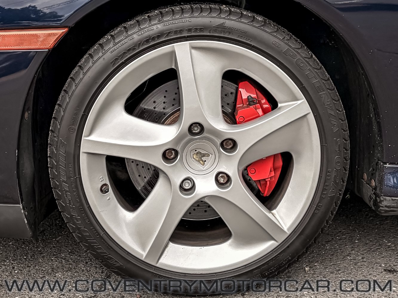 Used 2004 Porsche 911 Carrera 4S AWD/4WD image 9