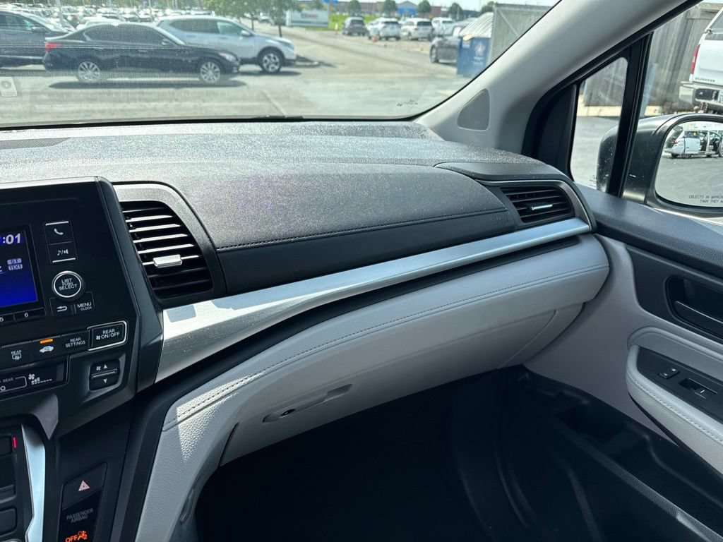 Used 2018 Honda Odyssey LX image 23
