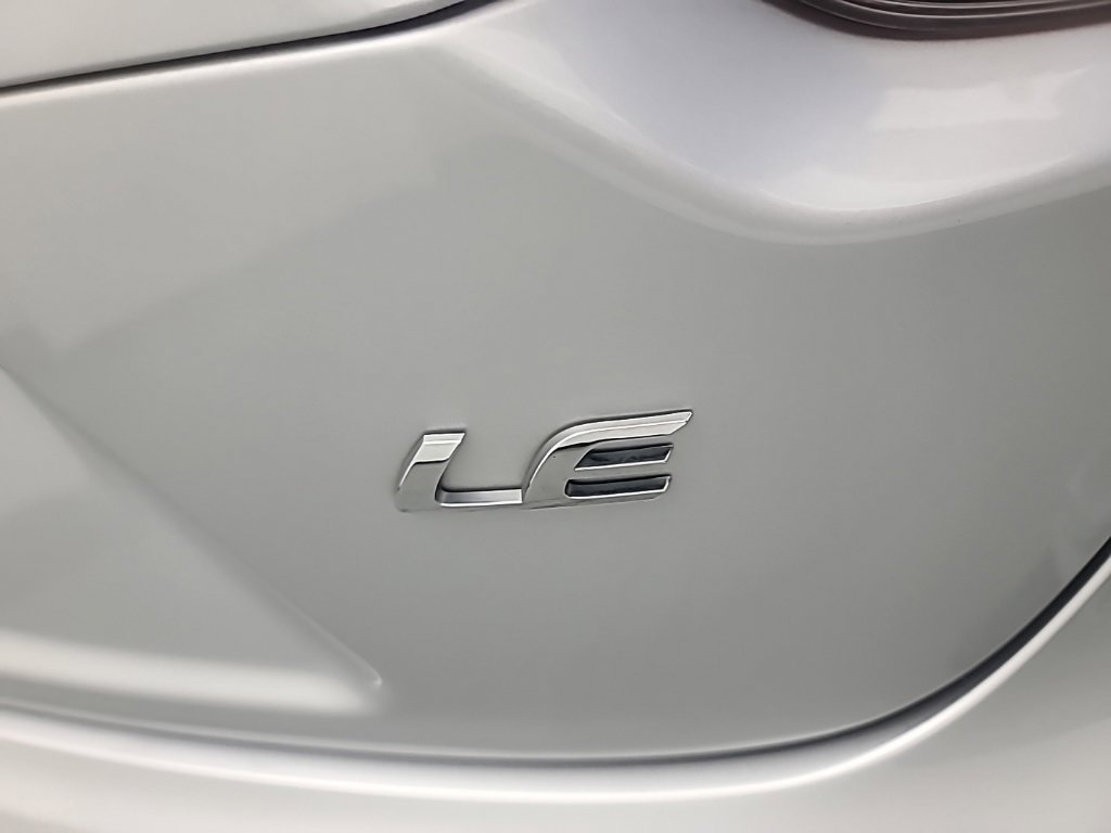 Used 2025 Toyota Corolla LE FWD image 13