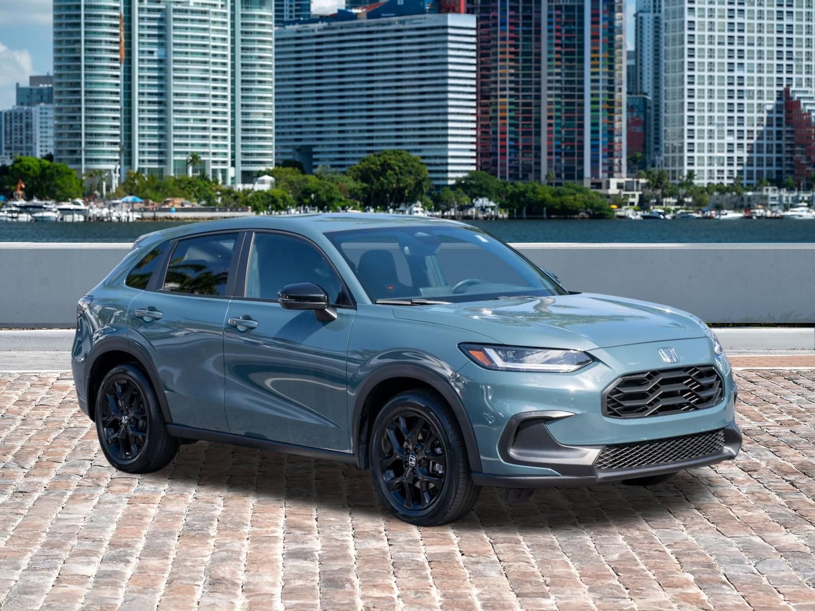 Used 2024 Honda HR-V Sport video 3