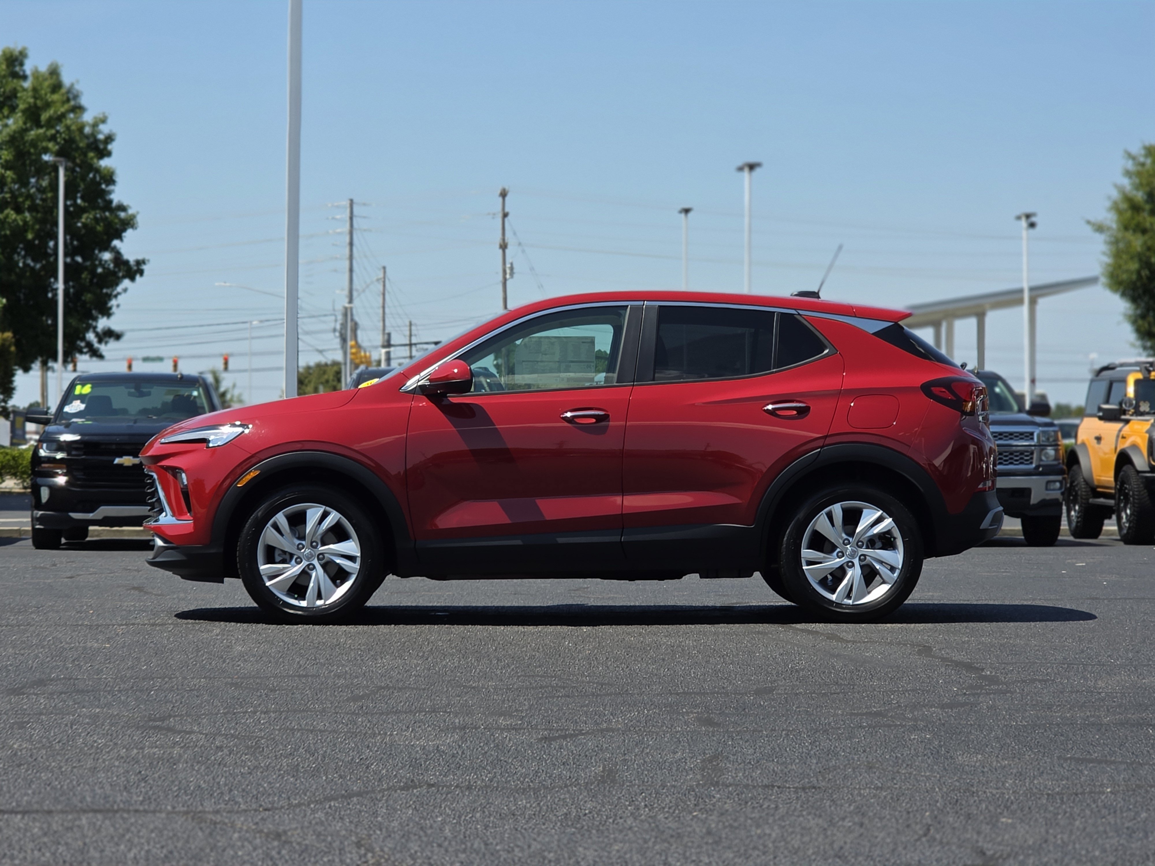 New 2026 Buick Encore GX Preferred w/ Comfort Package FWD image 4