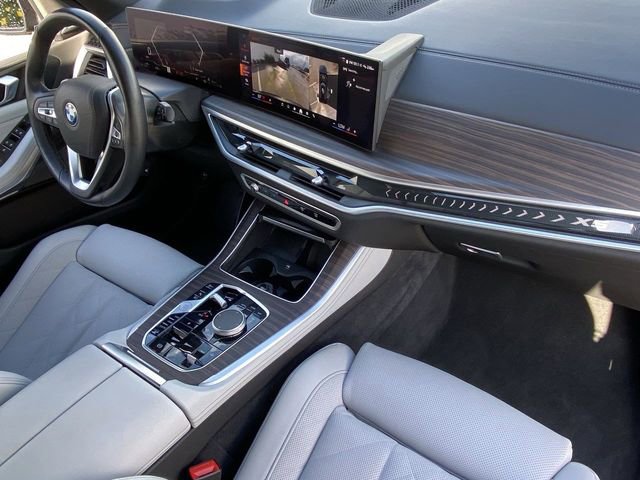 Certified 2025 BMW X5 xDrive50e w/ Premium Package image 14