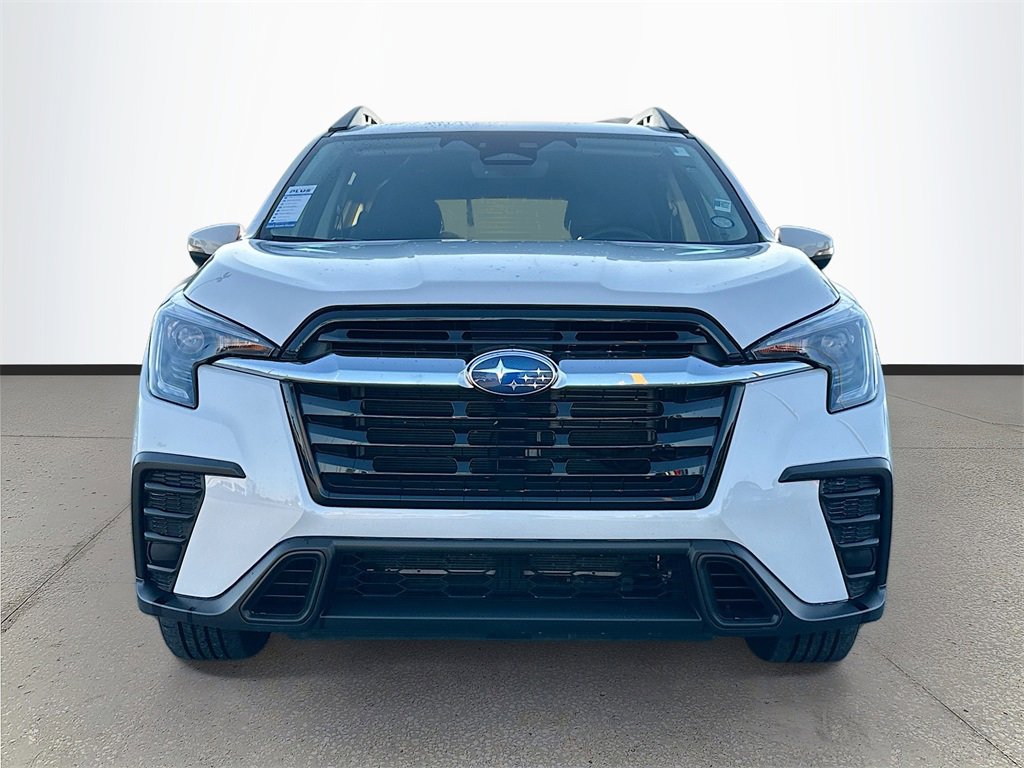 Used 2023 Subaru Ascent Premium w/ Convenience Package image 2