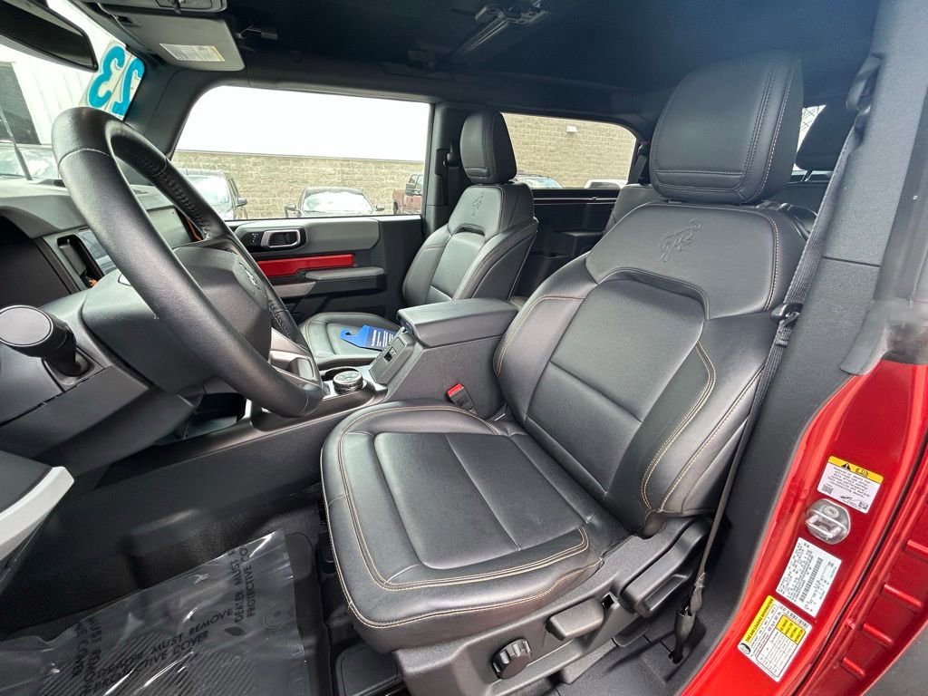 Used 2023 Ford Bronco Badlands w/ Sasquatch Package AWD/4WD image 15