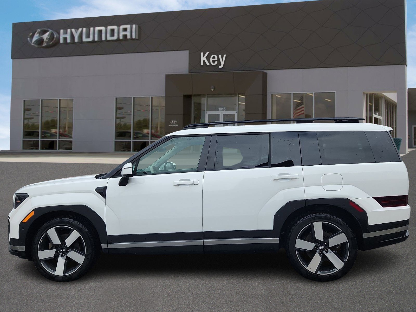 Used 2025 Hyundai Santa Fe Limited image 6