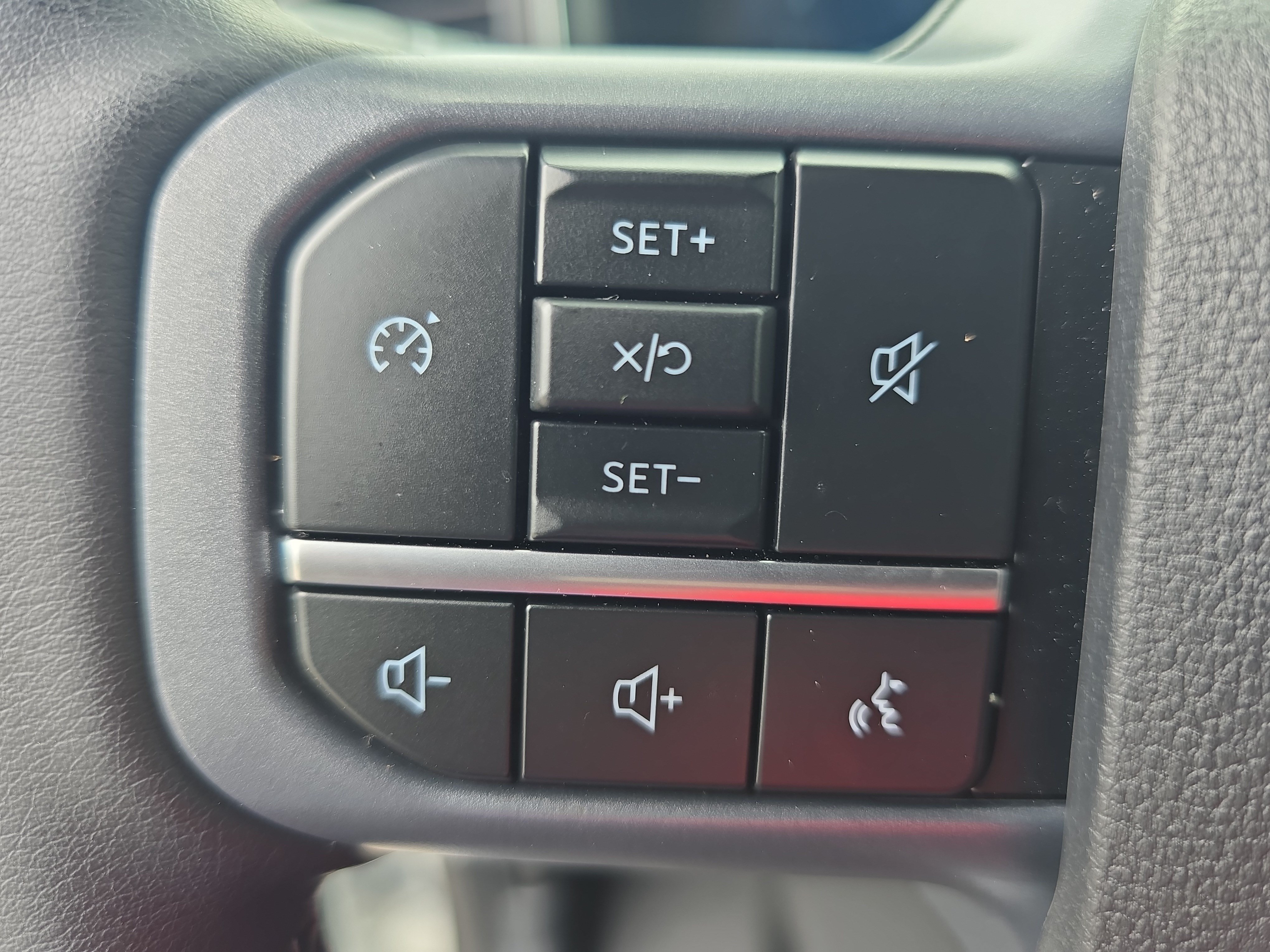 Used 2026 Ford F250 Lariat w/ FX4 Off-Road Package AWD/4WD image 16