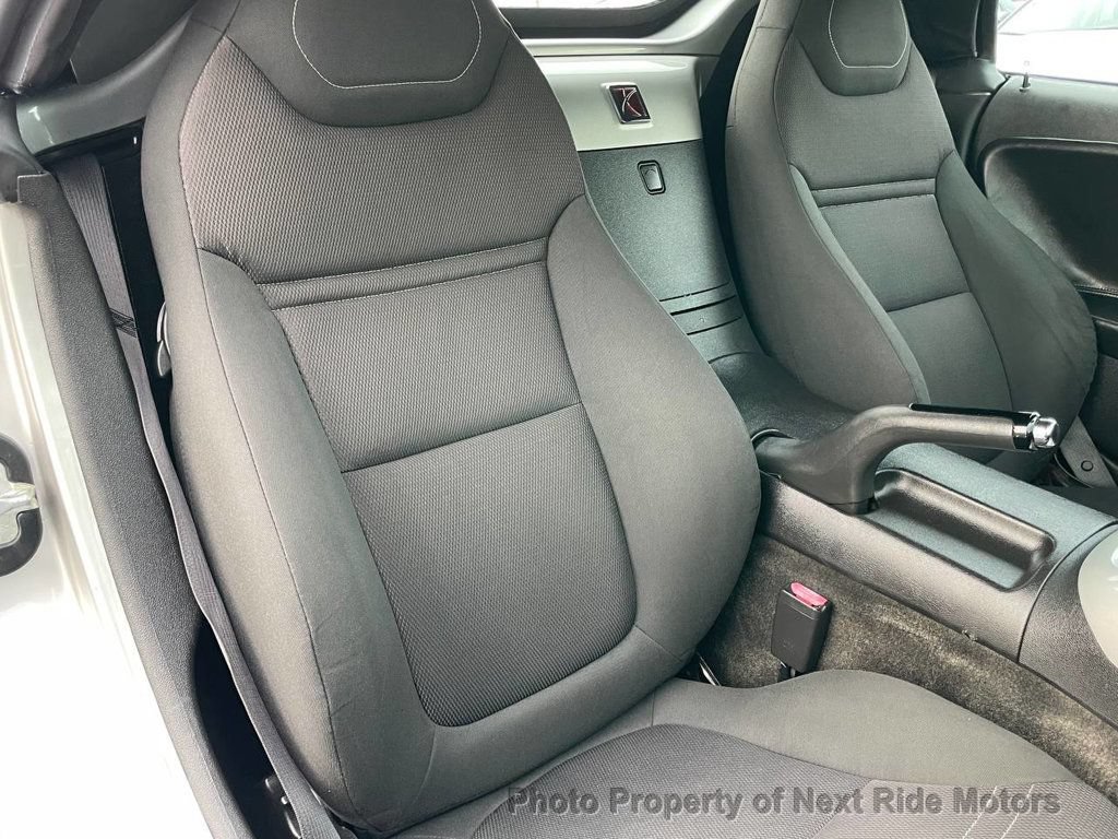Used 2007 Saturn Sky RWD image 13
