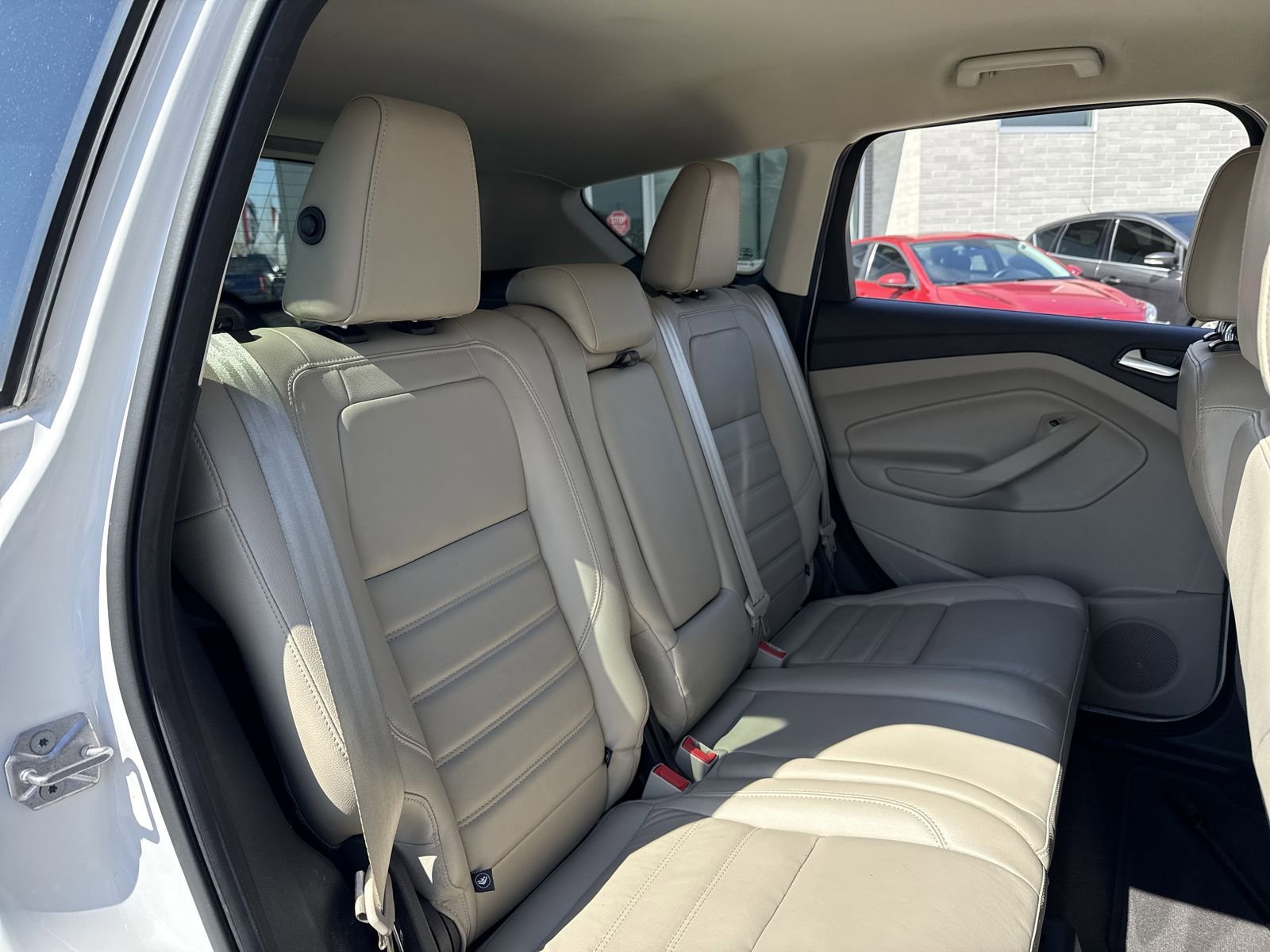 Used 2017 Ford Escape Titanium image 27
