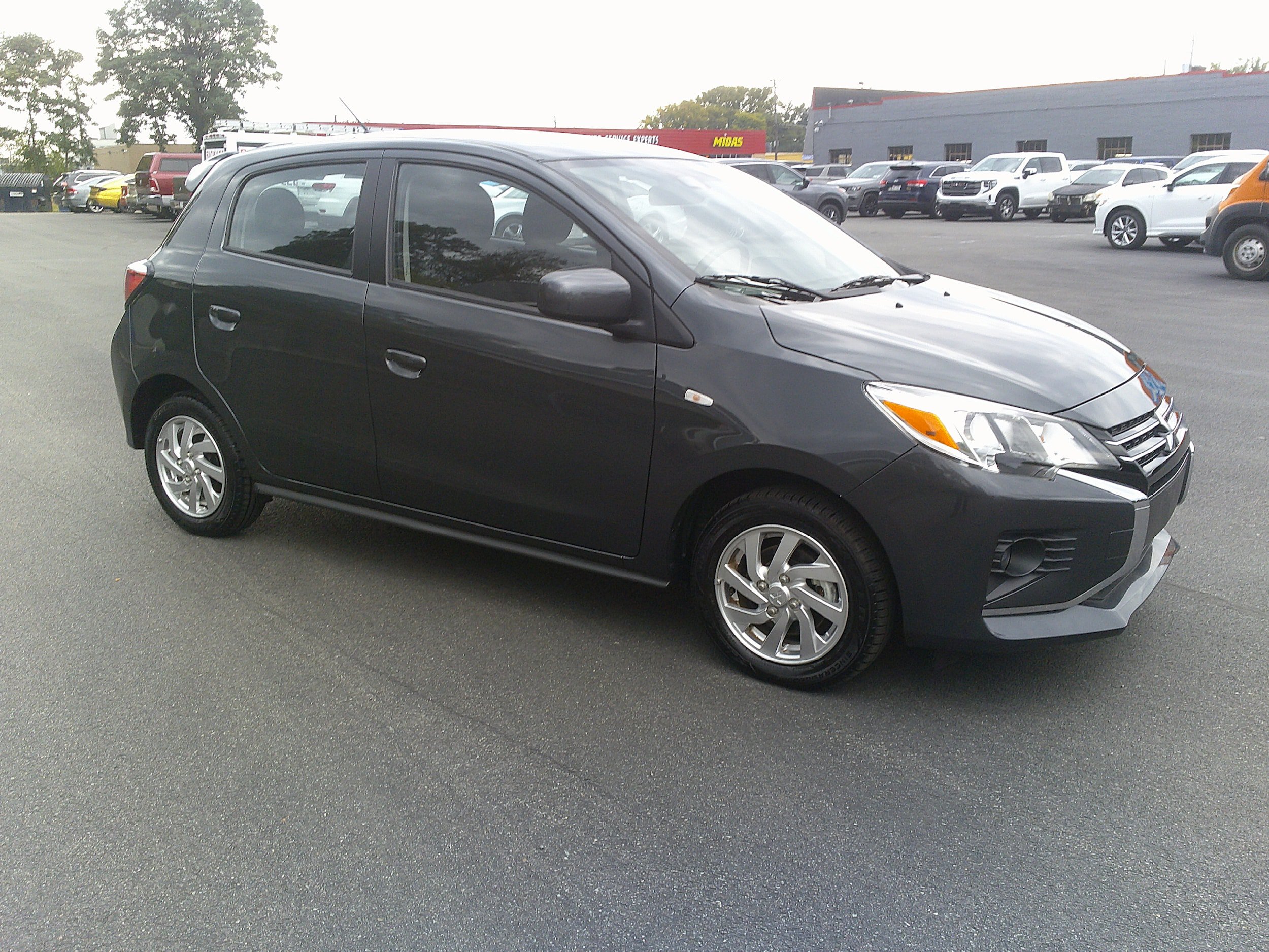 Used 2024 Mitsubishi Mirage ES FWD image 5