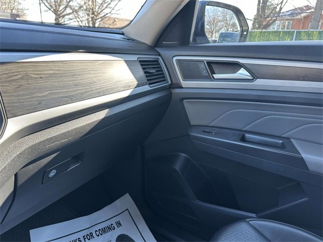 Certified 2022 Volkswagen Atlas SE image 30