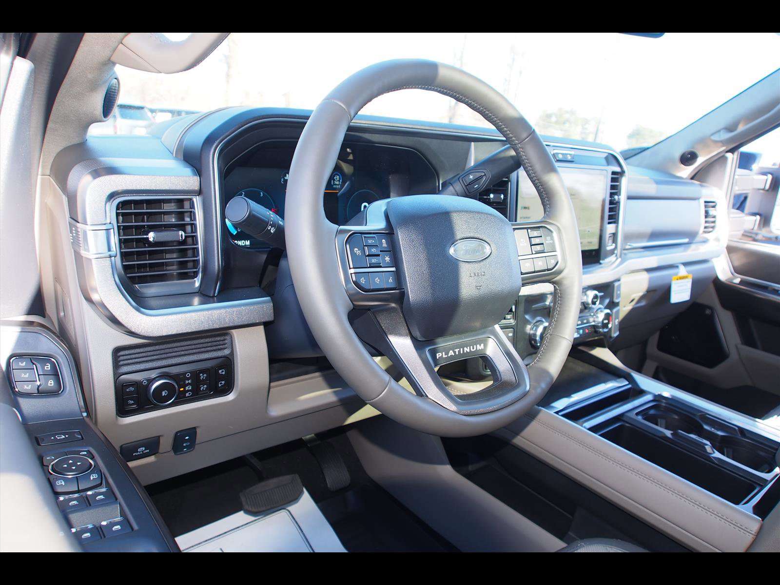 Used 2026 Ford F450 Platinum w/ Platinum Plus Package image 17